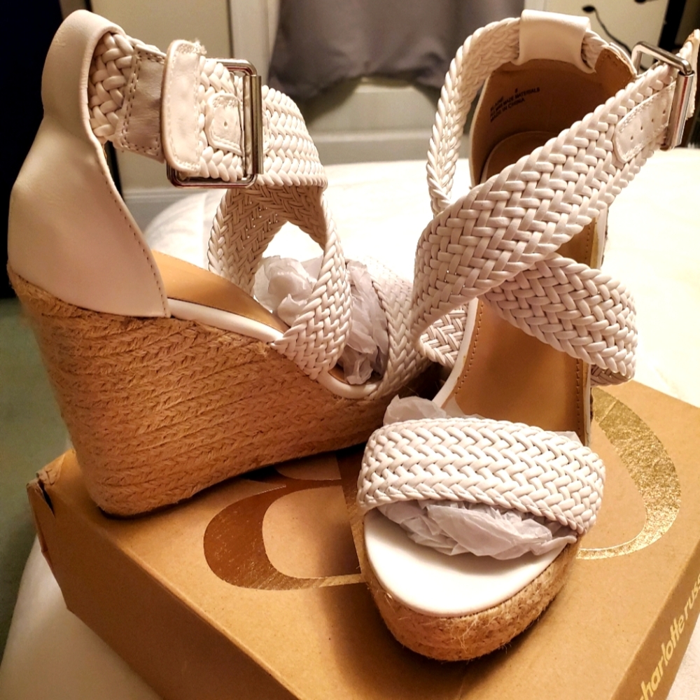 White wedges